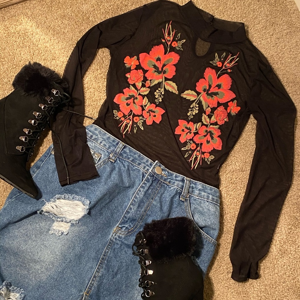 Black Floral Mesh Bodysuit 🩱